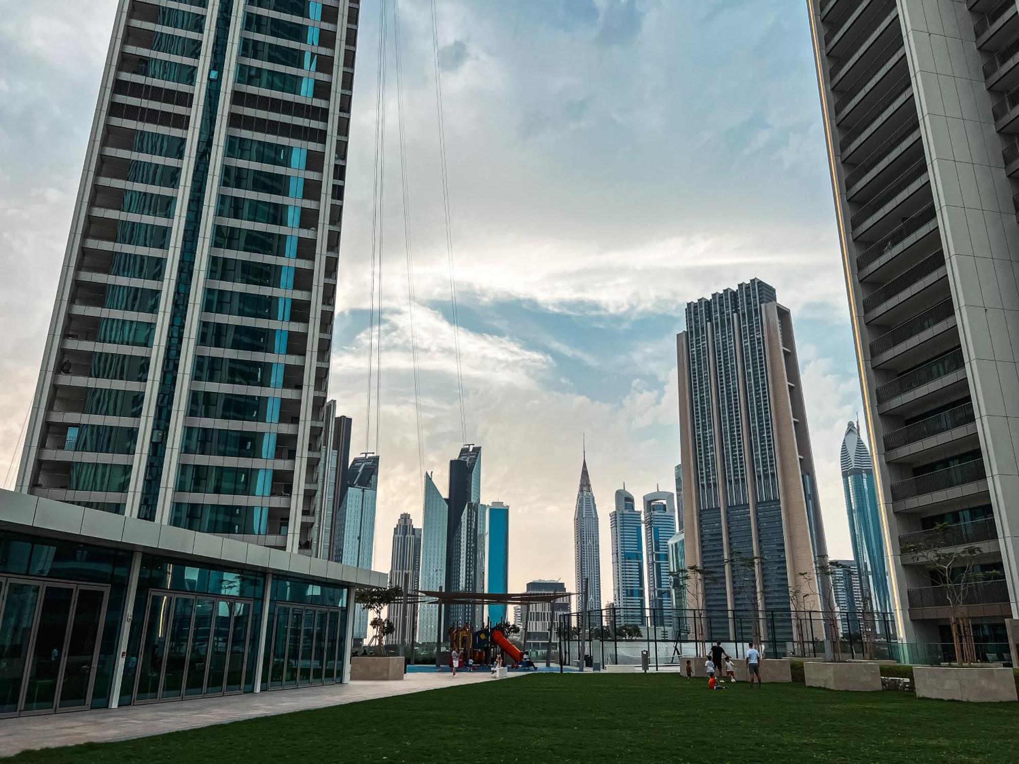 Appartamento Stunning Burj View Dubai Mall Access Infinity Pool Esterno foto